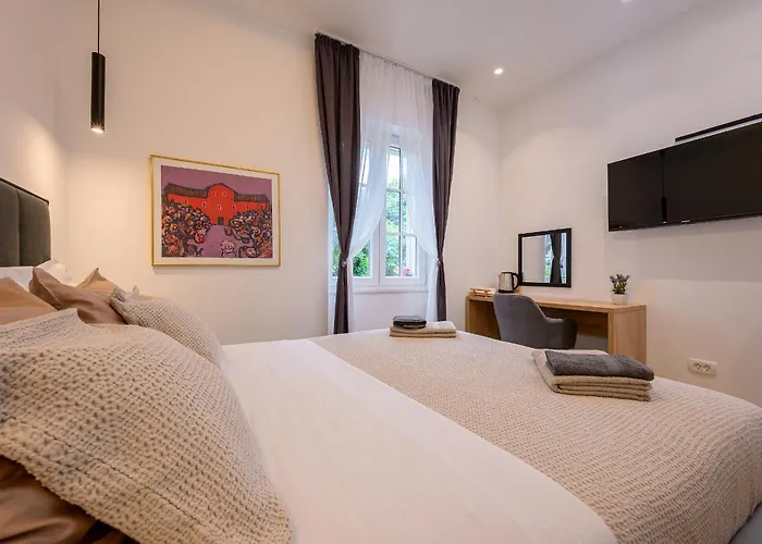 Gostinjska kuća Jupiter Luxury 3*