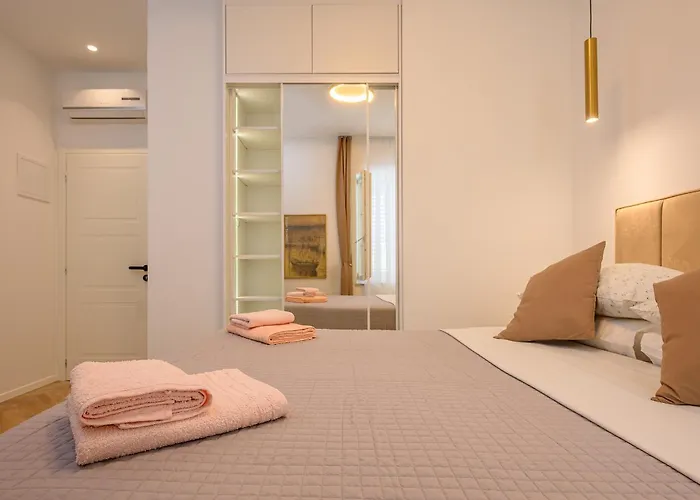 Jupiter Luxury 3* Split